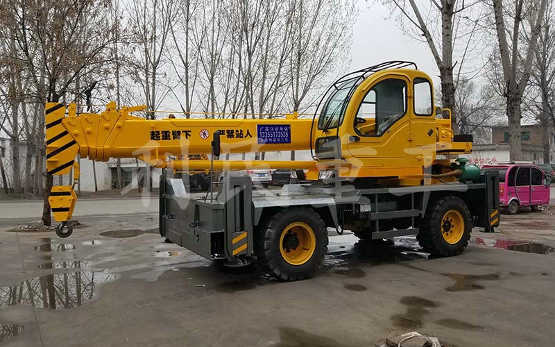 12噸一體越野吊車